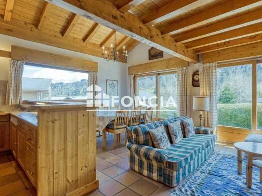 Appartement à vendre 1 190 000 € 5 pièces 4 chambres 121,6 m² Dernier étage, Étage 1/1 Demi-Quartier 74120
