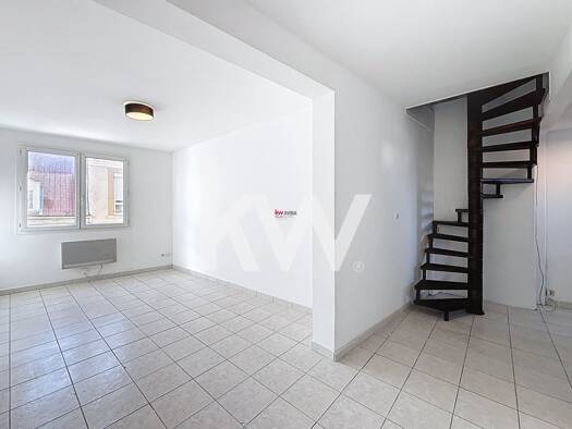 Duplex à vendre 109 000 € 3 pièces 1 chambre 60 m² Étage 1/1 Hôtel de Ville-Lafayette Calais 62100