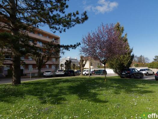 Appartement à vendre 150 000 € 2 pièces 1 chambre 43 m² Étage 4/4 Saverney Fontaine-lès-Dijon 21121