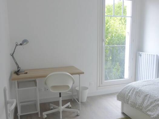 Studio à louer 580 € 1 pièce 10,2 m² Étage 1/1 Palaiseau 91120