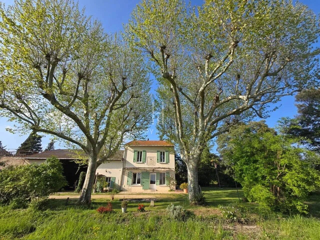 Maison à vendre, 267m², MOURIES