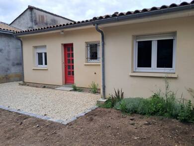 Maison de plain-pied à louer 665 € 4 pièces 3 chambres 76,6 m² Saint-Ciers-sur-Gironde 33820