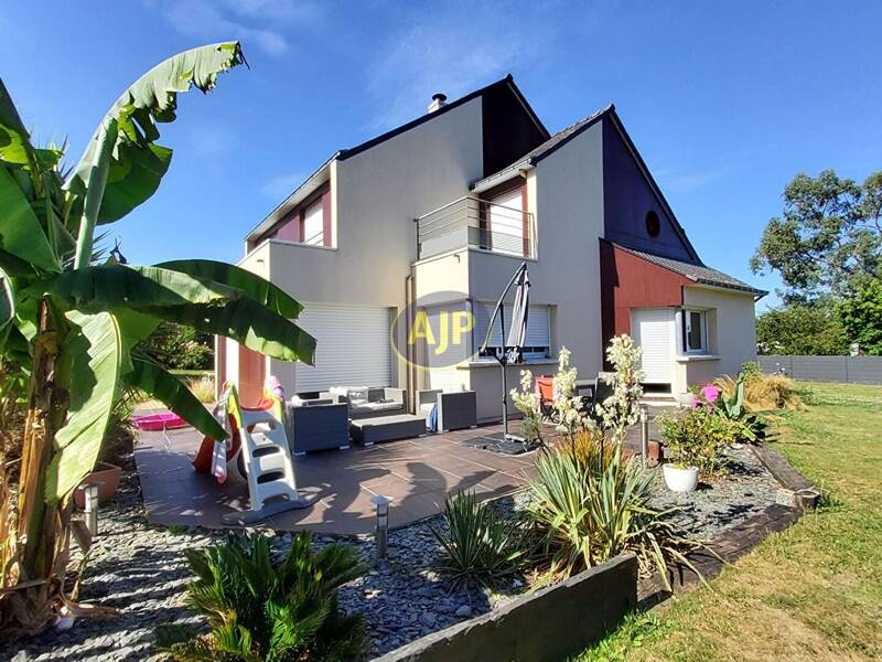 Maison à louer, 159m², PONTIVY