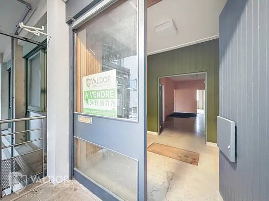 Local commercial à vendre 199 000 € 116,4 m² de surface de vente Montmerle-sur-Saône 01090