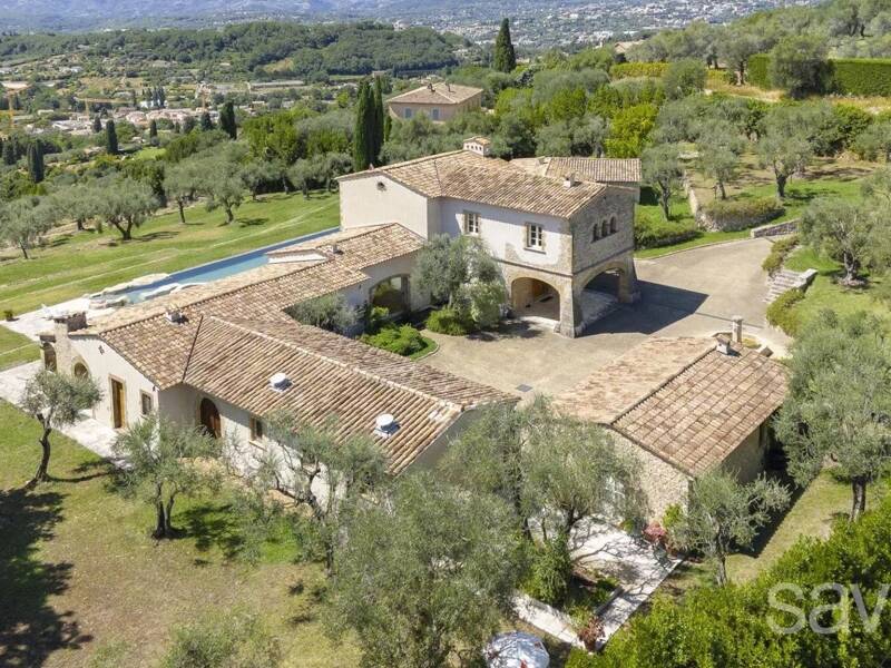 Maison à vendre, 550m², CHATEAUNEUF DE GRASSE