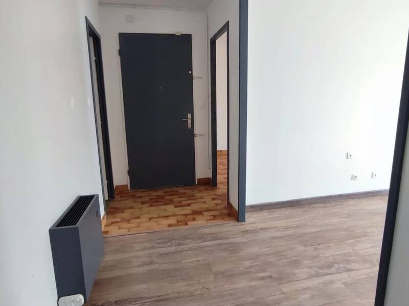 Maison à louer, 104m², EPONE