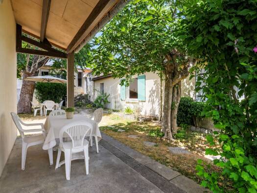 Maison à vendre 493 500 € 9 pièces 6 chambres 128 m² 553 m² de terrain Ouest Châtelaillon-Plage 17340