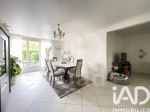 Appartement à vendre 299 000 € 6 pièces 3 chambres 115 m² RDC/1 Prés-Flers Bourg-Château Villeneuve-d'Ascq 59650