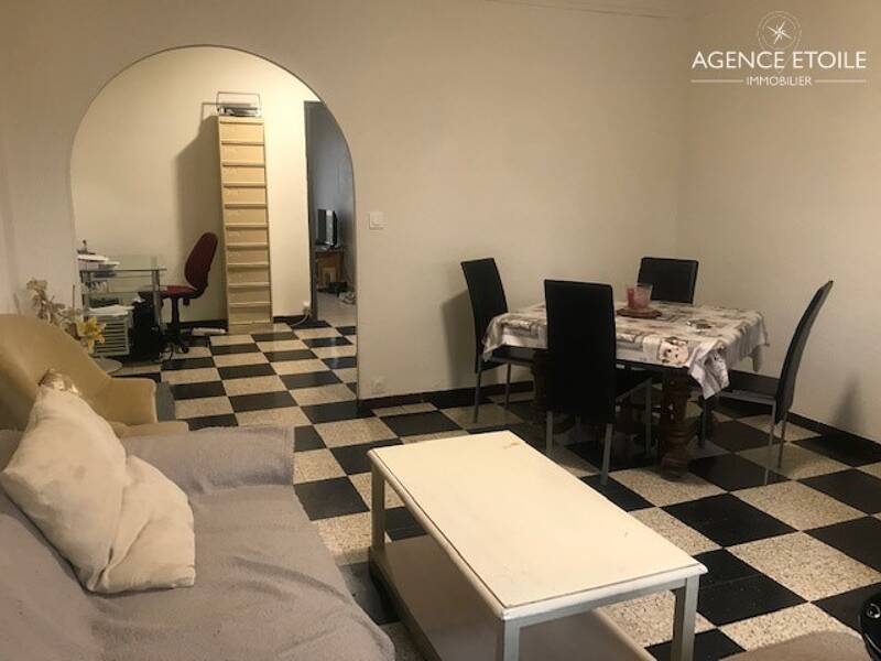 Maison à louer, 63m², EYGUIERES