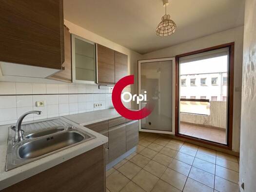 Appartement à vendre 75 000 € 1 pièce 46,4 m² 2ème étage Ouest Le Péage-de-Roussillon 38550