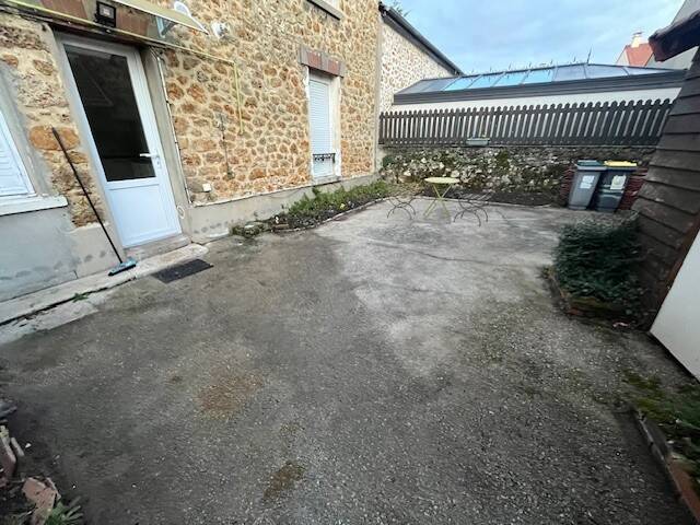 Maison à louer, 40m², VOISINS LE BRETONNEUX