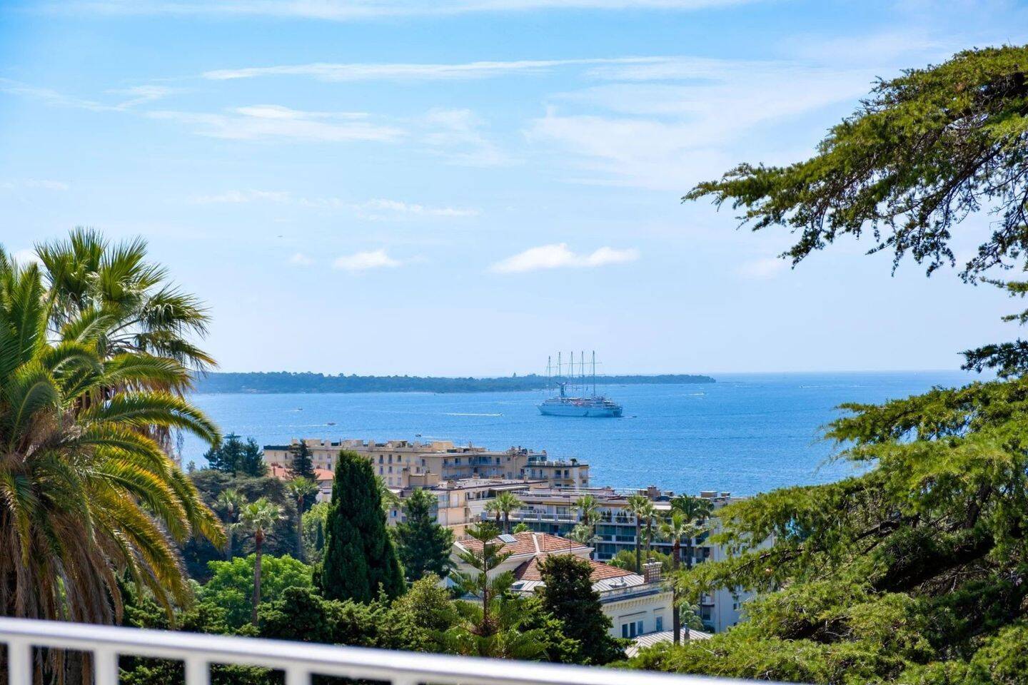 Maison à louer, 126m², CANNES