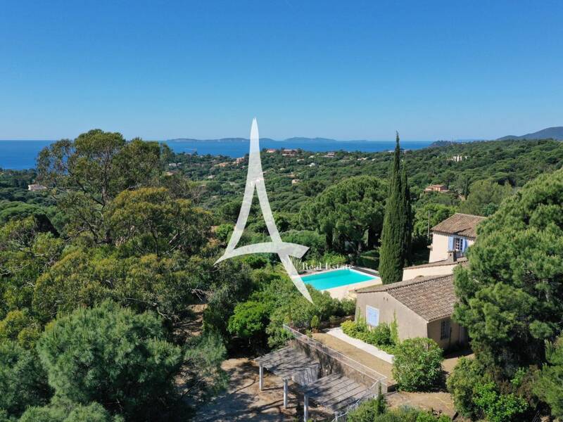Maison à vendre, 200m², LA CROIX VALMER