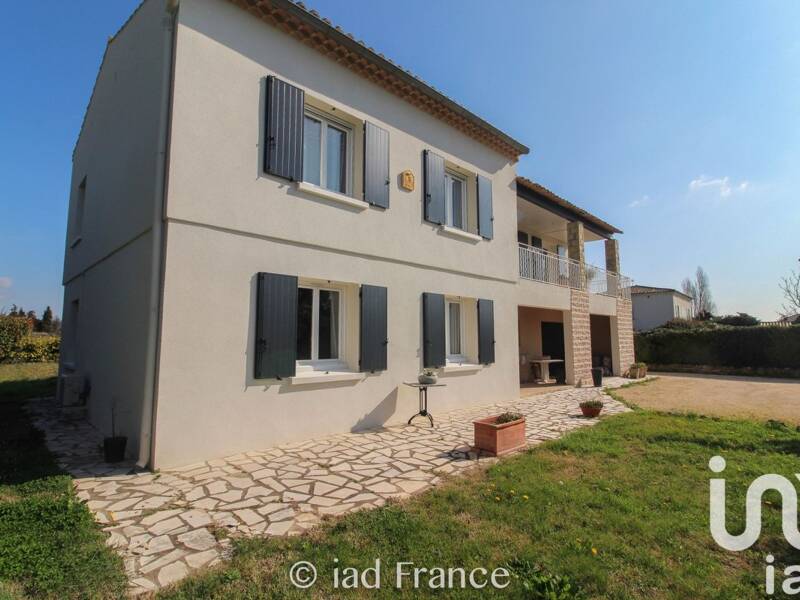 Maison à vendre, 195m², MONTAREN ET SAINT MEDIERS