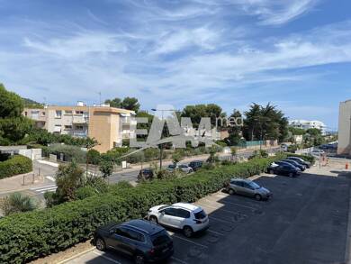 Appartement à louer 380 € 1 pièce 21 m² Étage 1/1 La Corniche Sete 34200