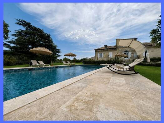 Maison à vendre 1 470 000 € 15 pièces 10 chambres 540 m² 3 800 m² de terrain Lagrave-Le Bourg Ambarès-et-Lagrave 33440