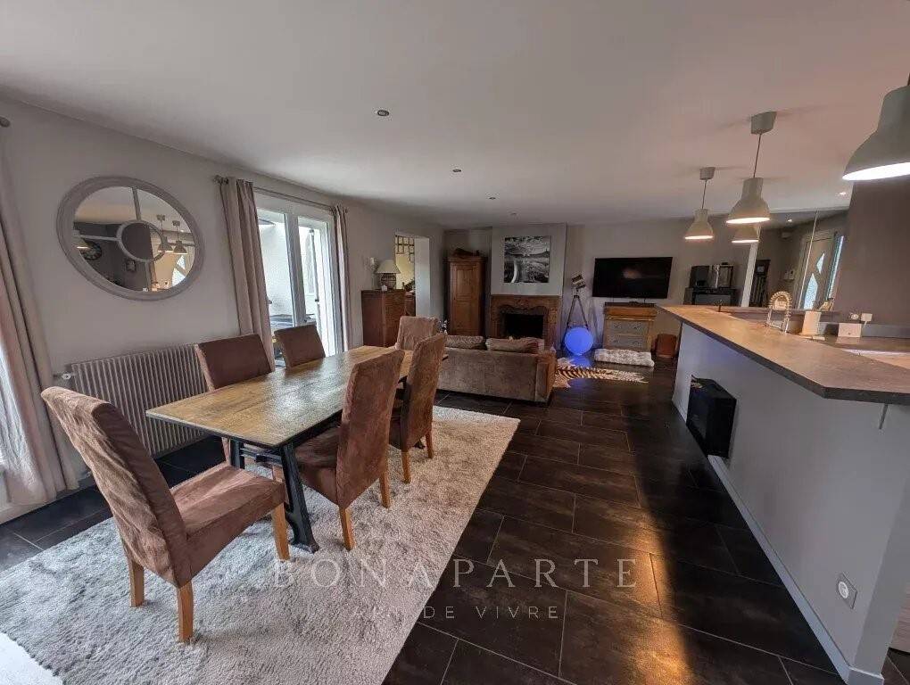 Maison à vendre, 281m², SAINT SULPICE ET CAMEYRAC