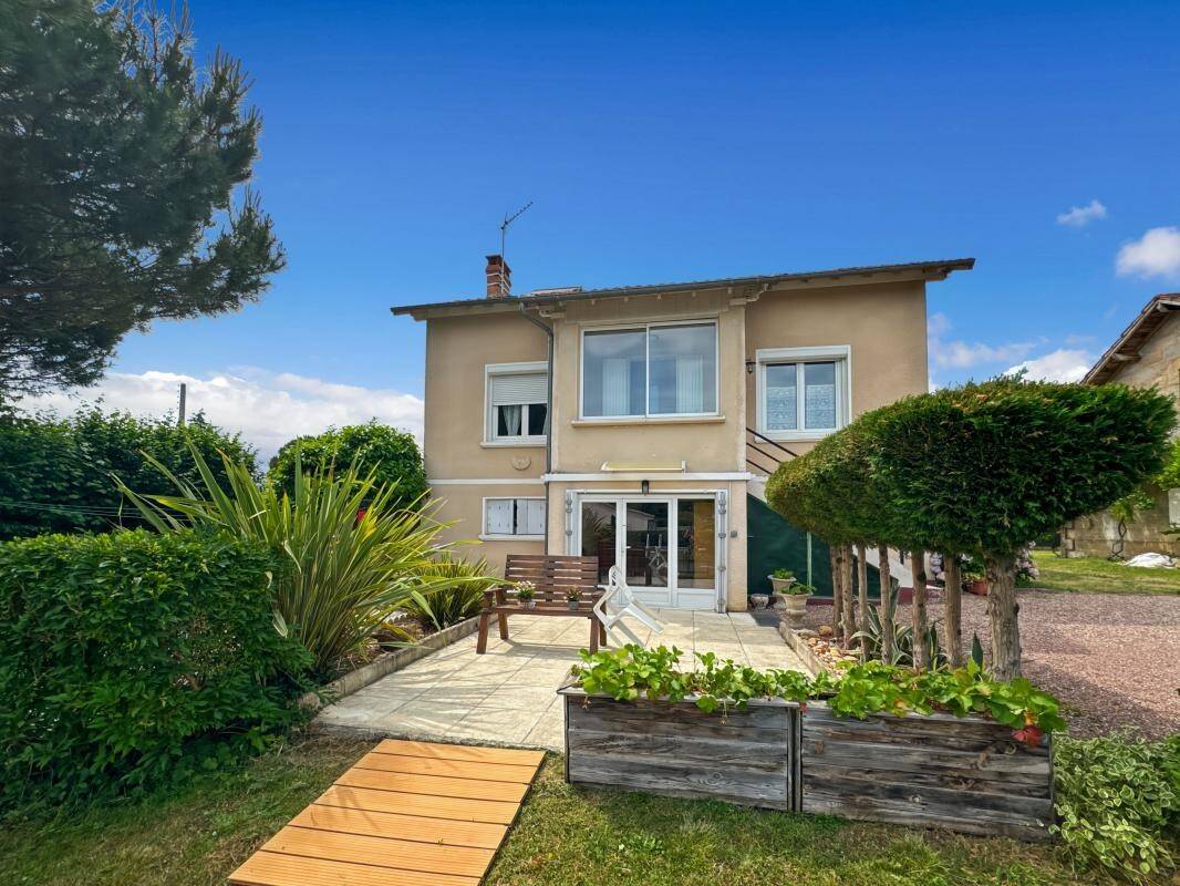 Maison à vendre, 139m², SAINT LEON SUR L'ISLE