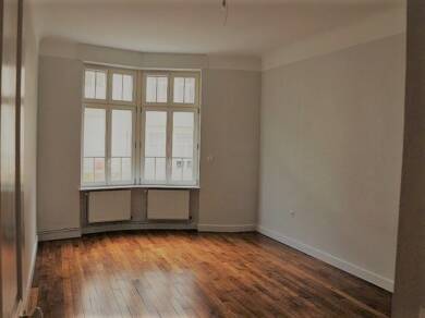 Appartement à louer 1 345 € 5 pièces 132 m² Étage 2/4 Metz 57000