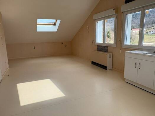 Appartement à louer 545 € 3 pièces 2 chambres 39,7 m² Étage 2/2 Villards-d'Héria 39260