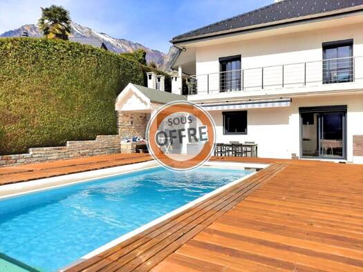 Maison à vendre 495 000 € 5 pièces 4 chambres 200 m² 2 300 m² de terrain Mercury 73200