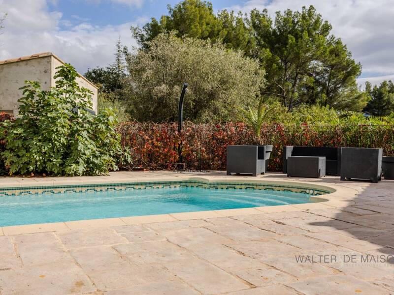 Maison à vendre, 180m², LE REVEST LES EAUX