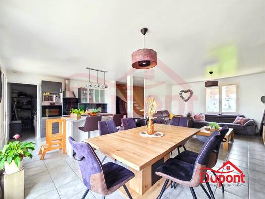 Maison de plain-pied à vendre 215 000 € 7 pièces 4 chambres 101 m² 1 094 m² de terrain Busigny 59137