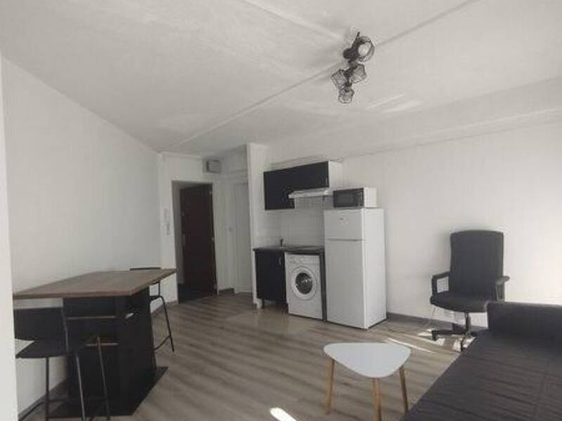 Maison à louer, 27m², MARSEILLE 9E