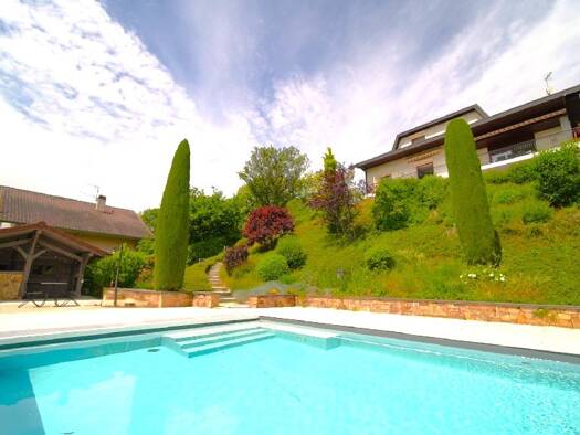 Maison à vendre 1 470 000 € 10 pièces 7 chambres 328,8 m² 2 800 m² de terrain Poisy 74330