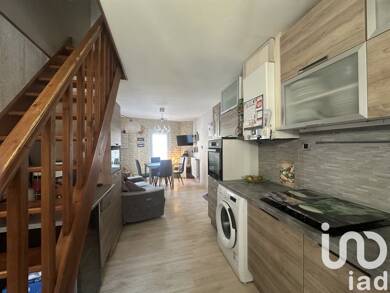Maison de ville à vendre 153 300 € 3 pièces 2 chambres 47 m² 27 m² de terrain Hermanville-sur-Mer 14880