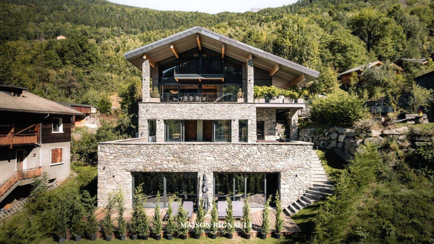 Maison à vendre, 421m², SAINTE FOY TARENTAISE