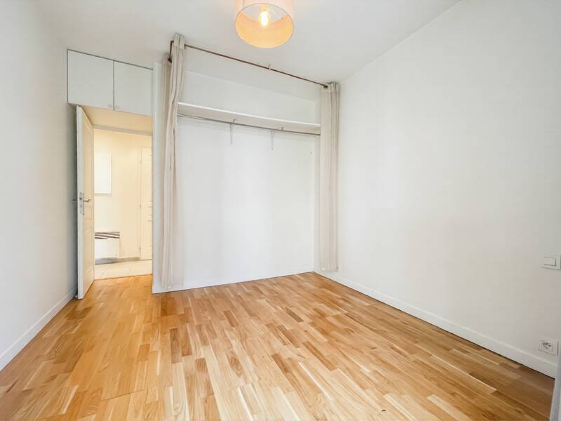 Maison à louer, 31m², PARIS 18E