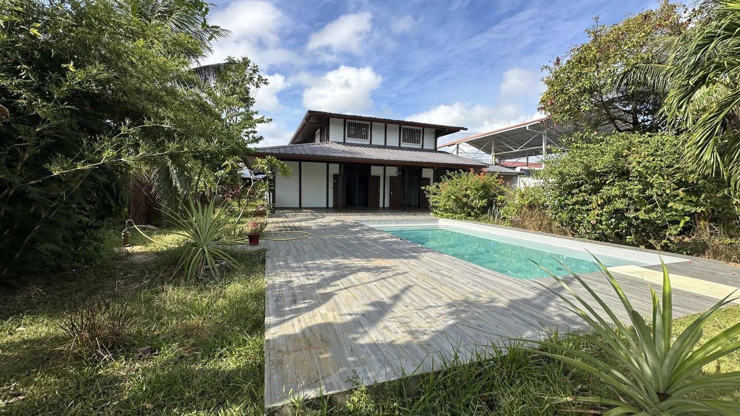 Maison à vendre, 158m², CAYENNE