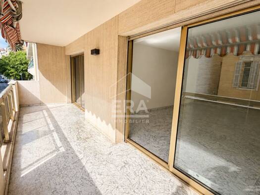 Appartement à vendre 669 000 € 3 pièces 2 chambres 85 m² Étage 2/8 Nice 06000