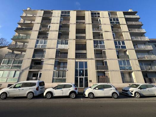 Appartement à vendre 44 000 € 1 pièce 28 m² Étage 2/7 Saint Martin Troyes 10000