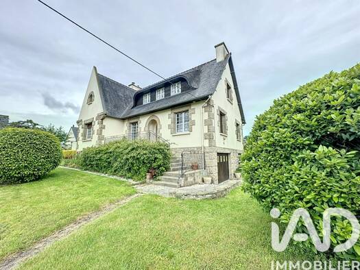 Maison à vendre 249 900 € 6 pièces 5 chambres 134 m² 1 800 m² de terrain Trélivan 22100