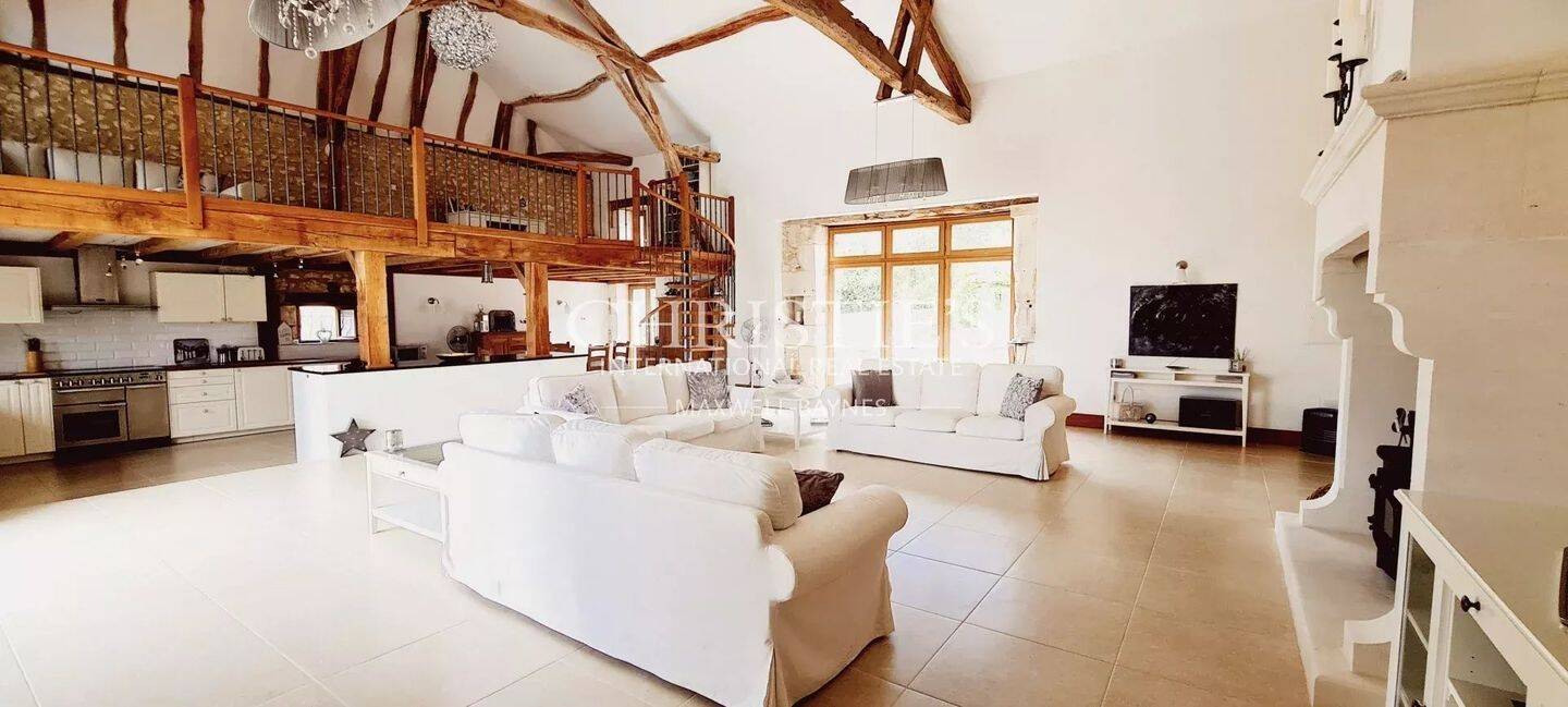 Maison à vendre, 291m², PAUSSAC ET SAINT VIVIEN