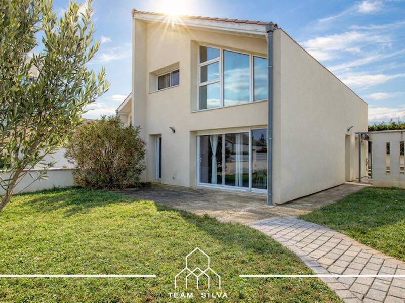 Maison à vendre, 130m², CHASSE SUR RHONE