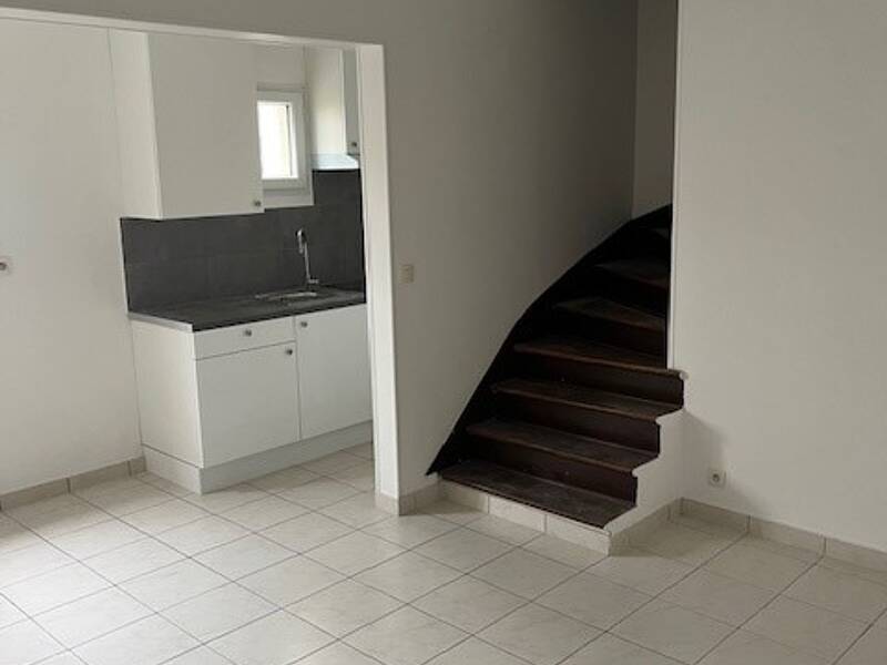 Maison à louer, 41m², SAINT MAUR DES FOSSES