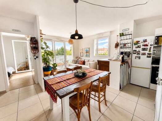 Appartement à vendre 198 000 € 3 pièces 2 chambres 63 m² Saint-Simon Toulouse 31100