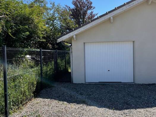 Parking à louer 150 € 20 m² Villeneuve-Tolosane 31270