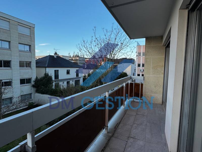 Maison à louer, 38m², SAINT MAUR DES FOSSES