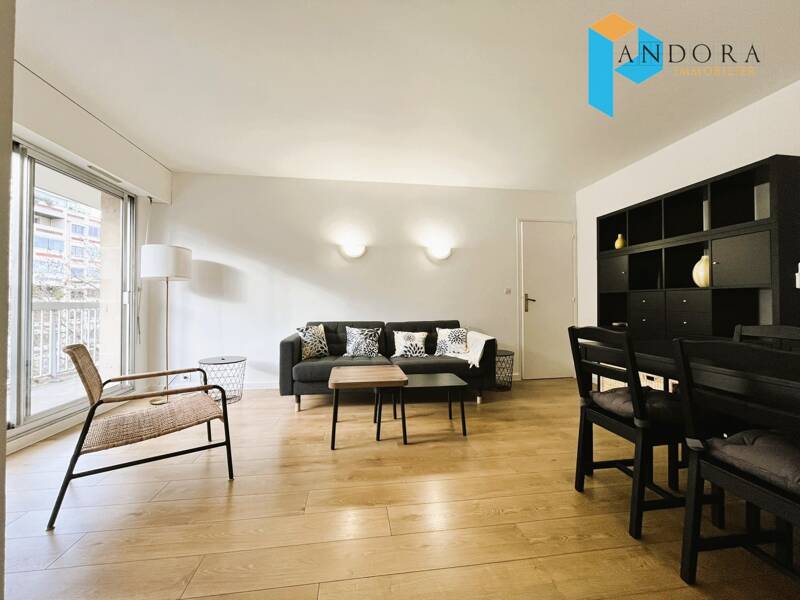 Maison à louer, 45m², PARIS 18E