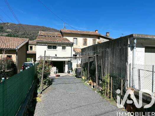 Maison de ville à vendre 98 000 € 3 pièces 1 chambre 70 m² 125 m² de terrain Jaujac 07380