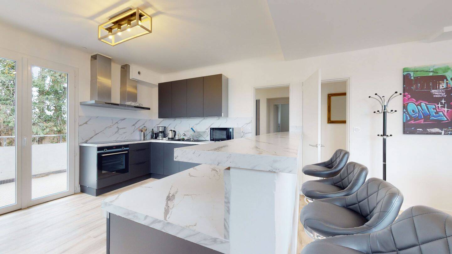 Maison 12 pièces — 4