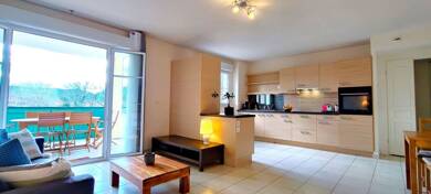 Appartement à louer 1 620 € 3 pièces 2 chambres 62 m² Étage 1/3 Chênex 74520