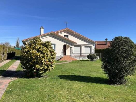 Maison à vendre 330 000 € 5 pièces 4 chambres 125 m² 2 000 m² de terrain Uzos 64110