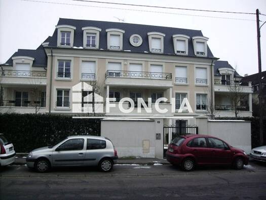 Appartement à louer 975 € 2 pièces 1 chambre 44,2 m² 2ème étage Gambetta Le Plessis-Trévise 94420