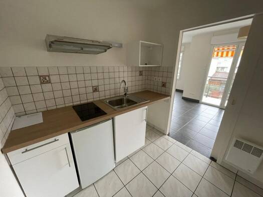 Appartement à louer 495 € 1 pièce 32 m² 2ème étage Émailleurs Limoges 87000