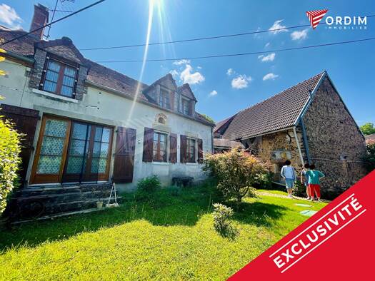 Maison à vendre 89 000 € 6 pièces 3 chambres 136 m² 378 m² de terrain Dampierre sous Bouhy 58310